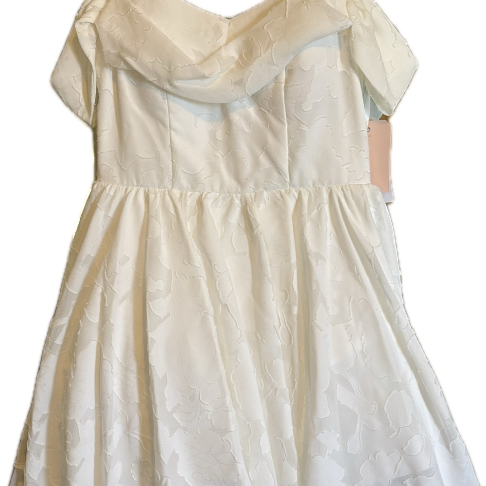City Studio Juniors White Floral Lace Dress